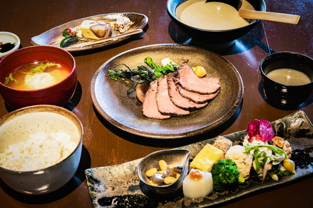 古民家レストラン　りょうり舎やまゆ　お食事券 18,000円分(1000円ｘ18枚) E028  