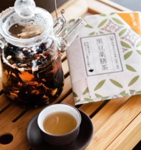 丹波黒豆肉粽(ちまき）と黒豆薬膳茶のギフトセット BQ005
