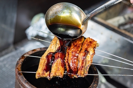 うなぎ辻判　国産鰻炭火蒲焼き　２尾