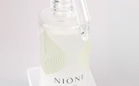 〈NIONE（二オーネ）〉ブリリアントセラム 40ml