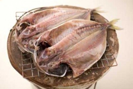 山田海産物の無添加「あじ開き16枚入り」　ふっくら、やわらか、身はぷりっぷり！