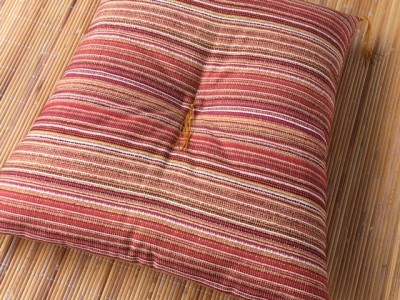 【浅井ふとん店】イス専用座布団『台形ちゃん』/オレンジ