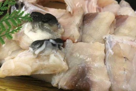 前拓水産の淡路島3年とらふぐ　あら身（大サイズ）400g盛（3Pセット）　