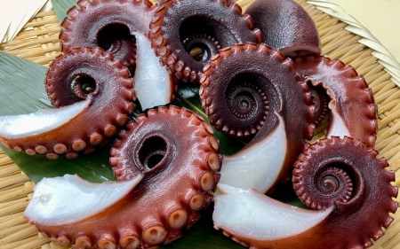 【花光】タコ好きさん必見!淡路の島ダコ釜揚げ(切り落とし5~6人前)【旨さそのまま♪期間限定フレッシュ冷蔵便】