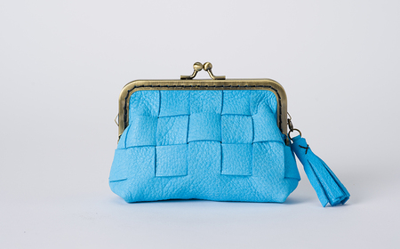 AN6　鹿革コレクション【露草】がまぐち財布ショートモデル【 鹿革 革製品 ポーチ 財布 がま口 がまぐち 小物入れ 小銭入れ カードサイズ オーガニック 手作り つゆくさ 青 ブルー 水色 】