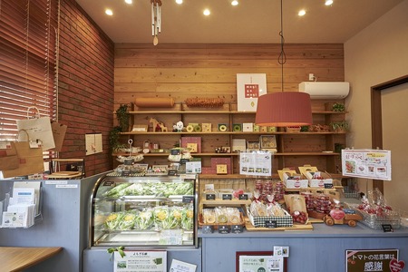 玄米ソフトバーム [お菓子 スイーツ 焼き菓子 バウムクーヘン] おやつ なめらか しっとり感 お茶菓子 ティータイム 