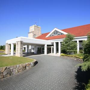 サンロイヤルゴルフクラブ 平日 1名様 プレー券 (2枚セット) [ サンロイヤルGC ゴルフ 加東市 兵庫県 関西 ゴルフ場 ] ゴルフ場利用券 社会人 大人 趣味 スポーツ 美しいコース フラット ワイド 