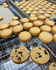 クッキー缶 6種類の クッキー 詰め合わせ 2缶セット[ スイーツ 洋菓子 焼菓子 食べ比べ ギフト プレゼント お取り寄せ 贈り物 ]