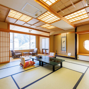 湯村温泉 朝野家 和室(10畳) 一泊二食付宿泊券(2名様ペア・平日限定)【1040272】