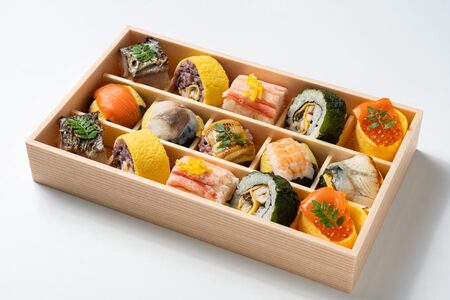 あでやか手鞠わさび葉寿し 15個入 近鉄百貨店 奈良店 寿司 すし お寿司 てまり寿司 手まり わさび ふるさとギフト最高賞 かわいい グルメ ギフト プレゼント 贈答品 お礼の品 H-118 寿司 すし お寿司 てまり寿司