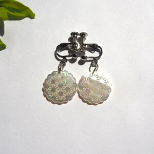 白蝶貝のレース彫刻「麻」イヤリング_装飾品・工芸品 ピアス・イヤリング アクセサリー _【1237884】