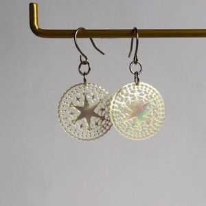 白蝶貝「ベツレヘムパール風」ピアス_装飾品・工芸品 ピアス・イヤリング アクセサリー _【1228030】