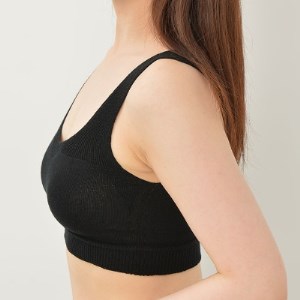 日本製 シルク ニット ブラジャー 無縫製 お肌よろこぶ (パット付) ブラック (781-7532_装飾品・工芸品 女性・レディース 洋服 _【1256006】
