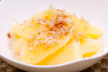 【年内配送 年内発送 北海道】訳あり 塩数の子(うす皮むき)530g 折子 お正月 人気 魚卵 高級 ごはんのお供 惣菜 おかず 珍味 海鮮 海産物 魚介 魚介類 おつまみ つまみ 北海道産 味付け 味付 かずのこ カズノコ 味付数の子 折れ子 折れ 株式会社やまか 冷凍 おせち R001-007