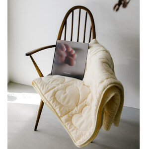 プレイマットやお昼寝マット・大人用のブランケット・肌掛布団・マルチに使えるハートキルティング・生成り_雑貨・日用品 寝具 _【1478777】