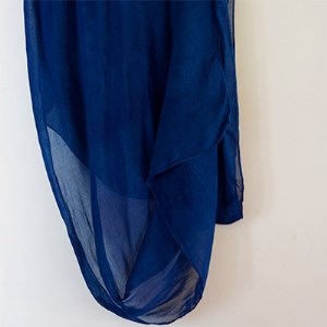 藍染めストール　KOIAI _装飾品・工芸品 ショール・ストール 服飾小物 _【1087441】