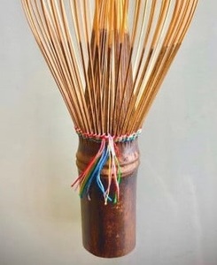 黒竹真数穂色糸茶筅　crazy colors 茶筅 高山茶筅 谷村丹後 黒竹 真数穂 使いやすい カラフルな色糸 国産 紫竹 和北堂 茶道 お茶 茶 抹茶 習い事 お稽古 伝統 文化 ティータイム 趣味 奈良県 生駒市 お取り寄せ 送料無料