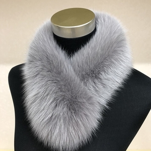 ファー マフラー シャドーフォックス（ライトグレー）／西本毛皮商店 サガ SAGA FOX 豪華 毛皮 リアルファー 高品質 オシャレ ファッション