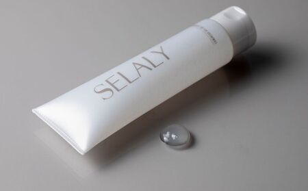 SELALY (セラリー) ルミヌ ジェル オイル クレンジング ふるさと納税 化粧 メイク落とし スキンケア 大和当帰 天然精油 保湿 コスメ 美容男子 送料無料
