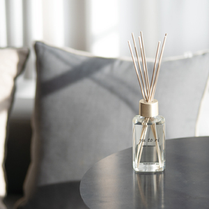 ユトリ リード ディフューザー ホリスティックウード 晴香堂 ルーム フレグランス