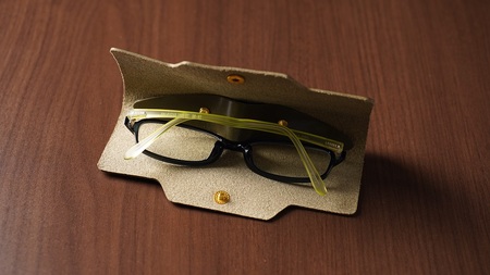 メガネケース 栃木レザー 牛革 日本製 レザー 天然皮革 眼鏡ケース 人気 おすすめ:ブラック