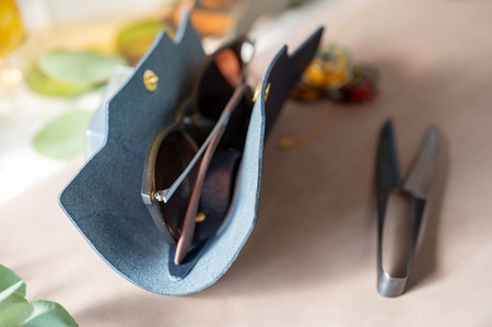 メガネケース(イタリアレザー ネブラスカ):ネイビー