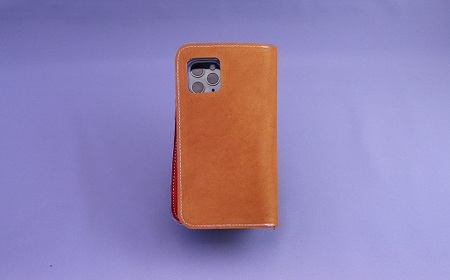 スマホケース(タン):【iPhone11 pro】