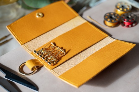 ５連キーケース【キーリング付き】（イタリアレザー　ネブラスカ）：イエロー