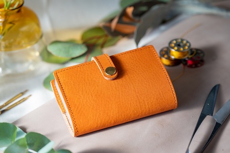 カードホルダー(イタリアレザー ネブラスカ):コニャック