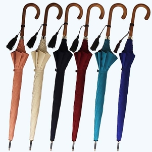 レディース雨傘 長傘 シャンタン無地 手開き 日本製 ライトベージュ 173202 ／ まちづくり観光振興機構 モダン 高級感 奈良県 田原本町