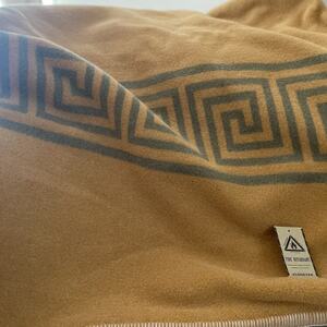 アルバートン社の1935年ヴィンテージハーフブランケット　アウトドアや車中泊に　カーキードラブ【1418540】