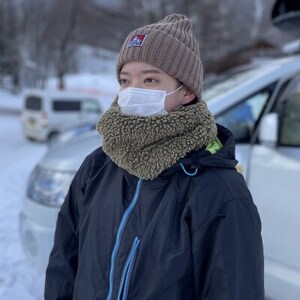 冬キャンプ、アウトドアに!!　alberton社のsliva knit のネックウォーマー　カーキー【1374201】