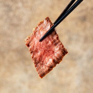 犬用のA5ランク榛原牛ローストビーフ100g(6食)【配送不可地域：離島】【1580159】