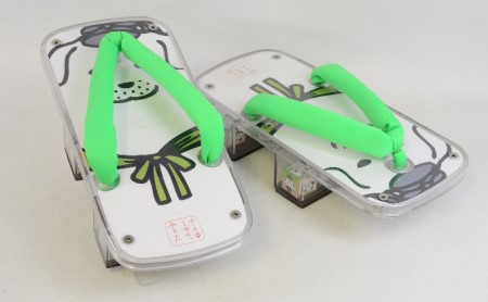 雪丸クリア下駄  ライトグリーン