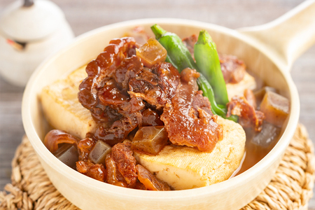 小分けパックでいつでも使える お手軽 冷凍 牛すじ煮込み 140g×10パック / 牛すじ煮込み 冷凍 小分け 牛すじ丼 牛すじ焼きそば サーロイン 個包装