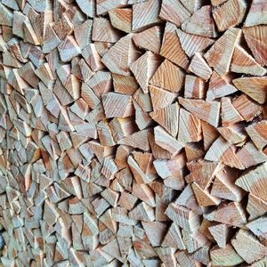 奈良県十津川産「針葉樹  ヒノキ薪」15cm 。コンパクト焚火台・焚き付けにおすすめ!【1588776】