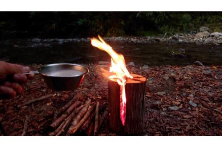 スウェーデントーチ 奈良県産 杉 キャンプ アウトドア BBQ 焚火 料理 キャンプ飯 約3時間燃焼