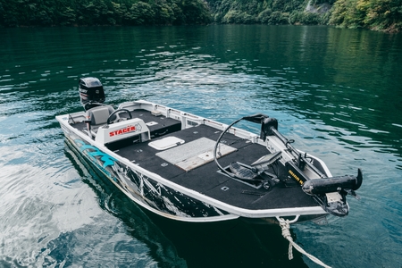 池原ダム レンタルボート【ステーサー440 60馬力】ホワイトリバー バス