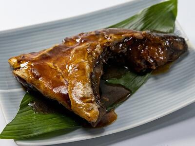 和食やTakasui ぶりかま煮付け