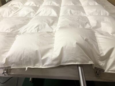 良質グリーンダウン90の羽毛ふとん シングルロング 約150×210cm 専門店のハンドメイド