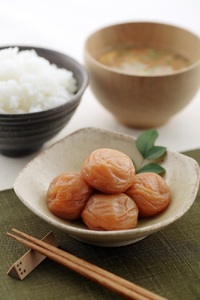 紀州南高梅 はちみつ仕立て1kgとお茶漬けの素10食セット