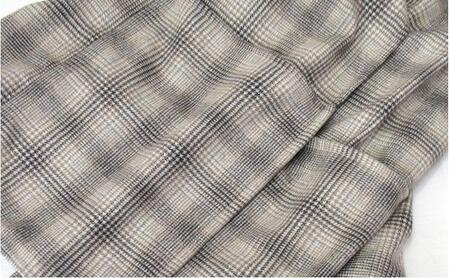 カシミヤ混ラムウール　ポケット付き大判ストール（70×180cm）チェック柄　CSS-1