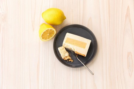 【ｋａｎｏｗａの看板スイーツ】 紀州プレミアム生レモンケーキ