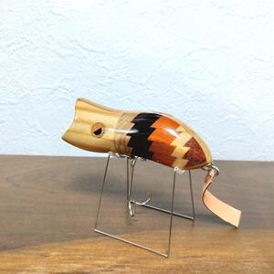 寄せ木のルアー 「tactless」