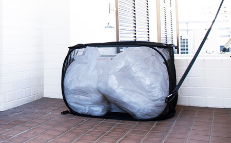 カラス除けゴミネット 幅49cm×奥行49cm×高さ70cm ゴミネット カラスよけ 大容量 防鳥 ゴミステーション ごみ収集ボックス 回収式 猫除け 鳥除け 動物除け カラス対策 飛散防止 ファスナー式ゴミストッカー BYT1044402