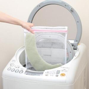 サンコー おくだけ吸着 ズレない ハイソフト ベンザシート ふわふわ 無地 暖房便座 洗える KJ-33