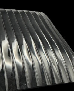 波スクエアプレート S 乱糸(マット仕上げ)漆黒［NF85］