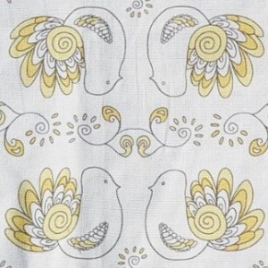 フィンランドの「幸せを運ぶ鳥」小鳥柄のキッチンマット120cm イエロー