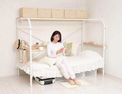 棚付きパイプベッド　BK/IVWH 定価27000円 棚付きパイプベッドBK/IVWH 定価27000円