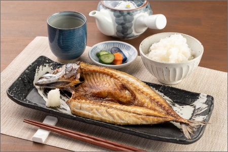 【0848-4】脂がのった地元産干物 あじひらき3尾 さばひらき3尾